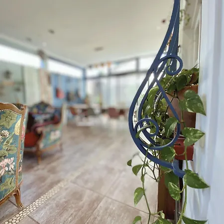 La Jabotte Hotel