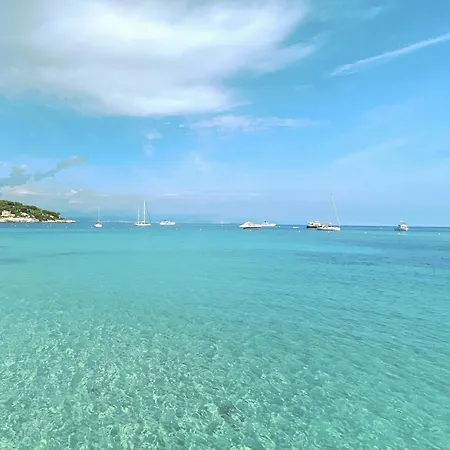 Готель La Jabotte Антіб