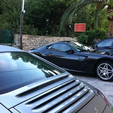 Готель La Jabotte 3*