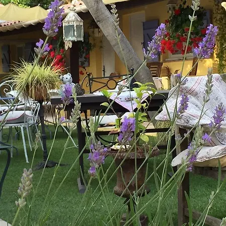 Готель La Jabotte 3*